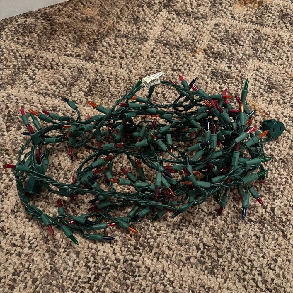 4 ft cluster christmas Multi- colored string lights